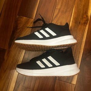 Addidas women Black and White Sneakers